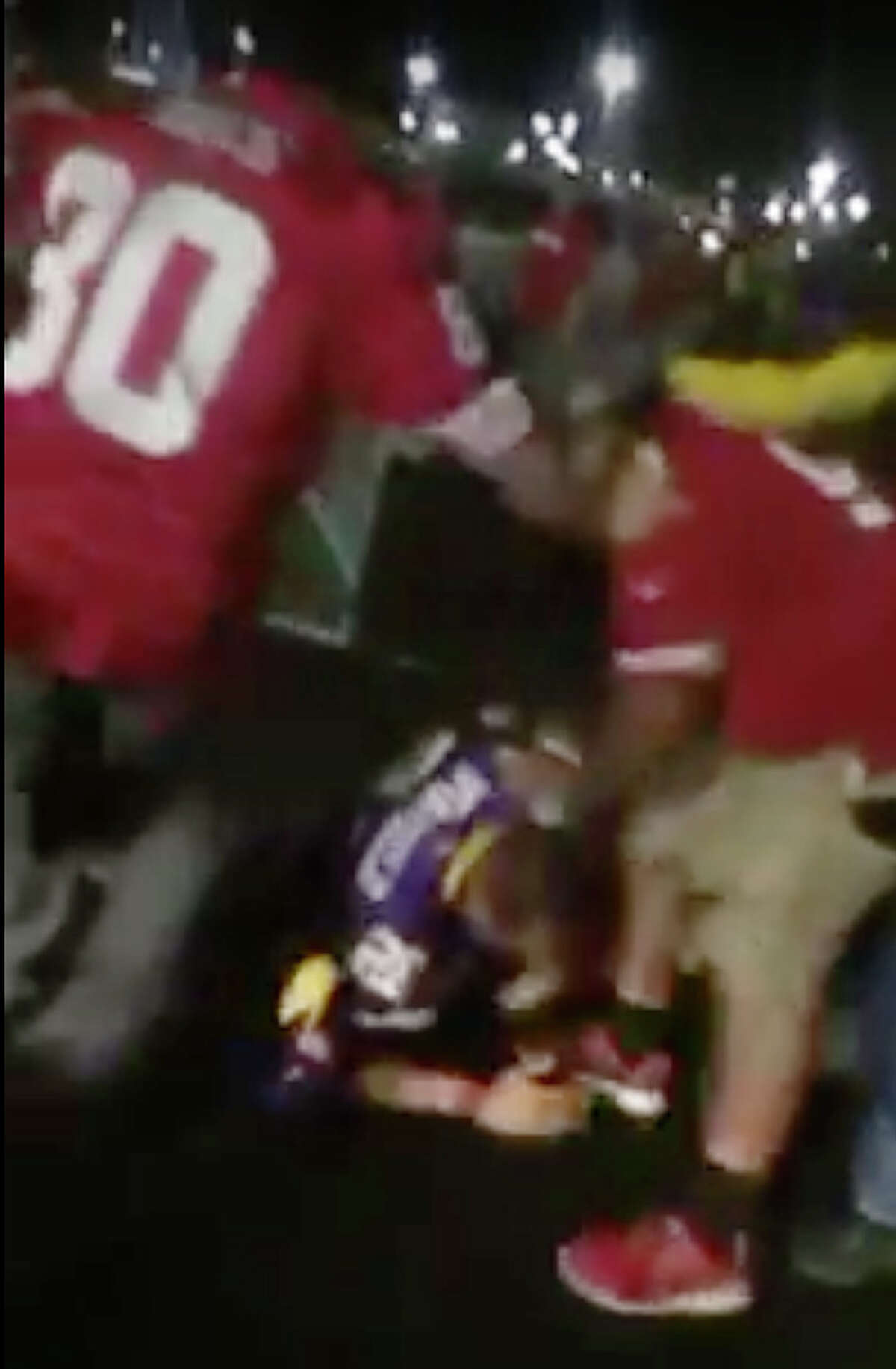 Fans' post-game fight outside Levi's Stadium caught on video