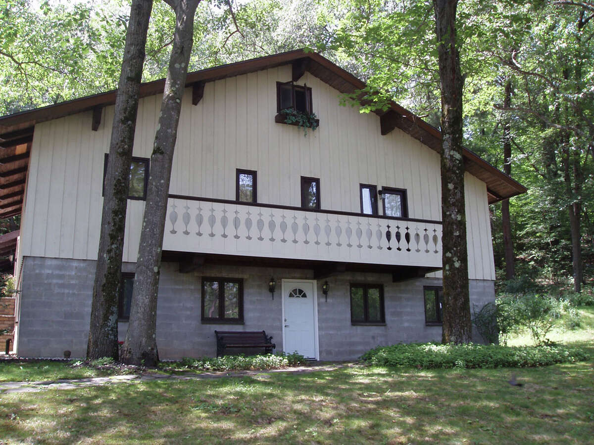 House of the Week Contemporary in Latham