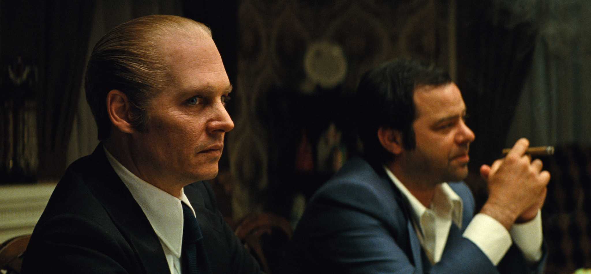 Sunday. Smith Sunday movie clock