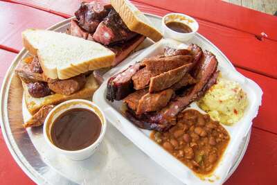 Barbecue Reunites The Burns Family