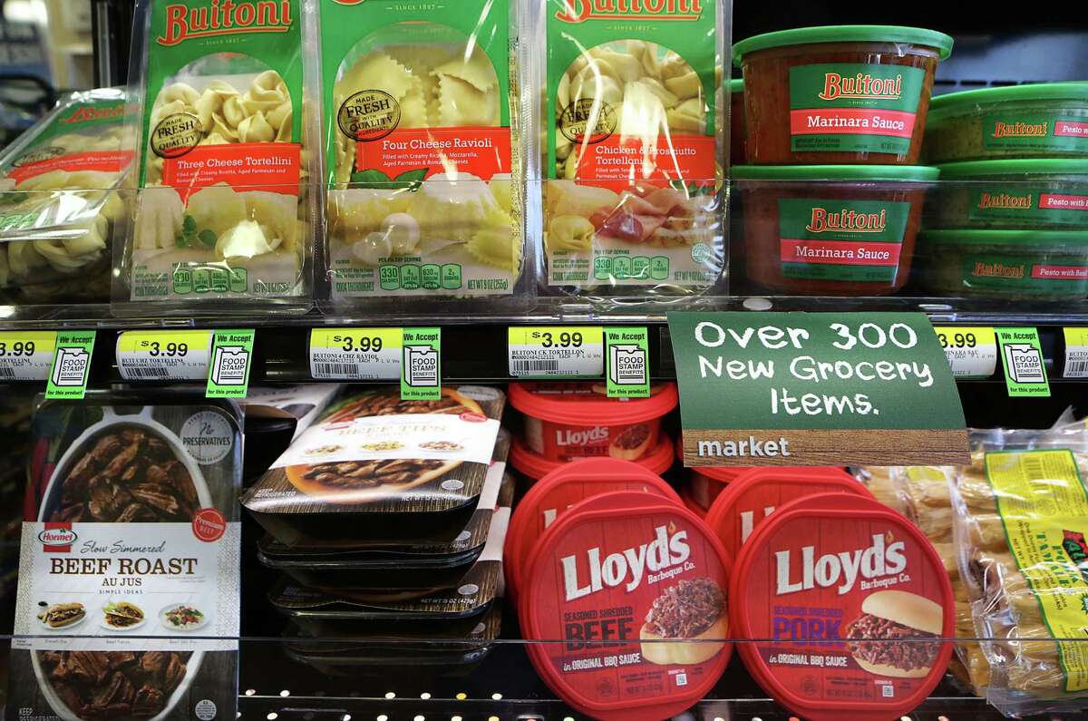 Convenience stores offering more groceries, prepared foods
