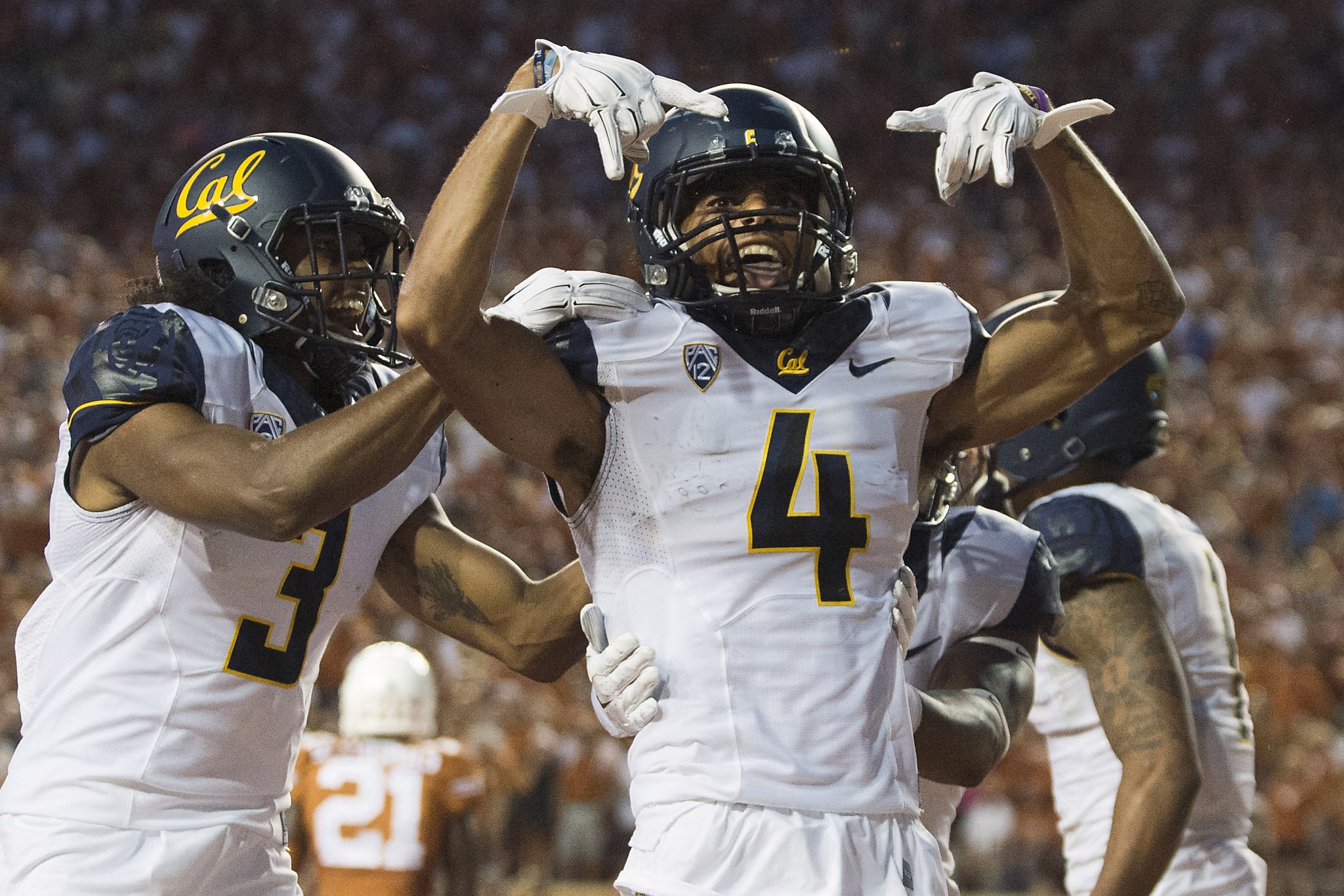 Cal holds on for wild win at Texas