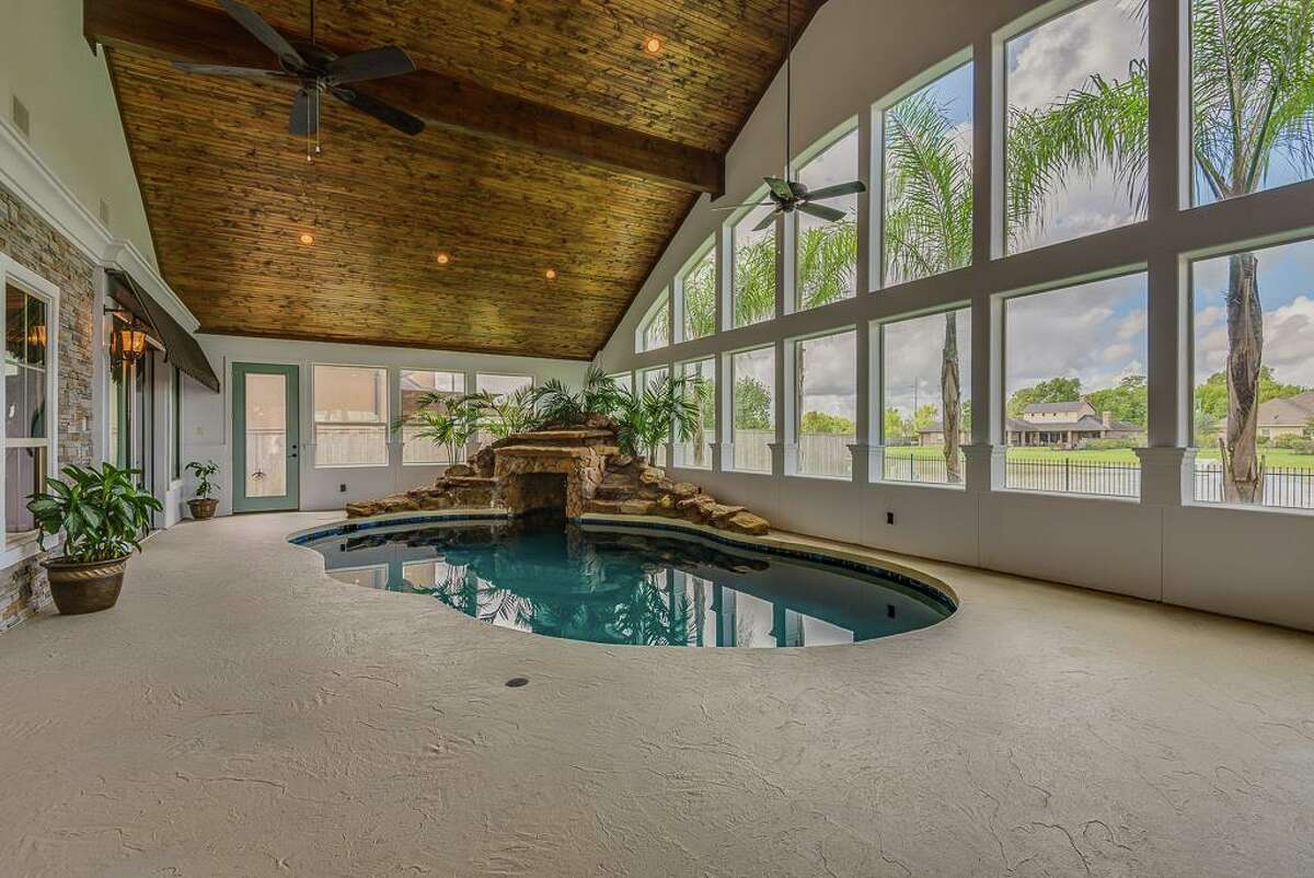 Houston's private indoor home swimming pools