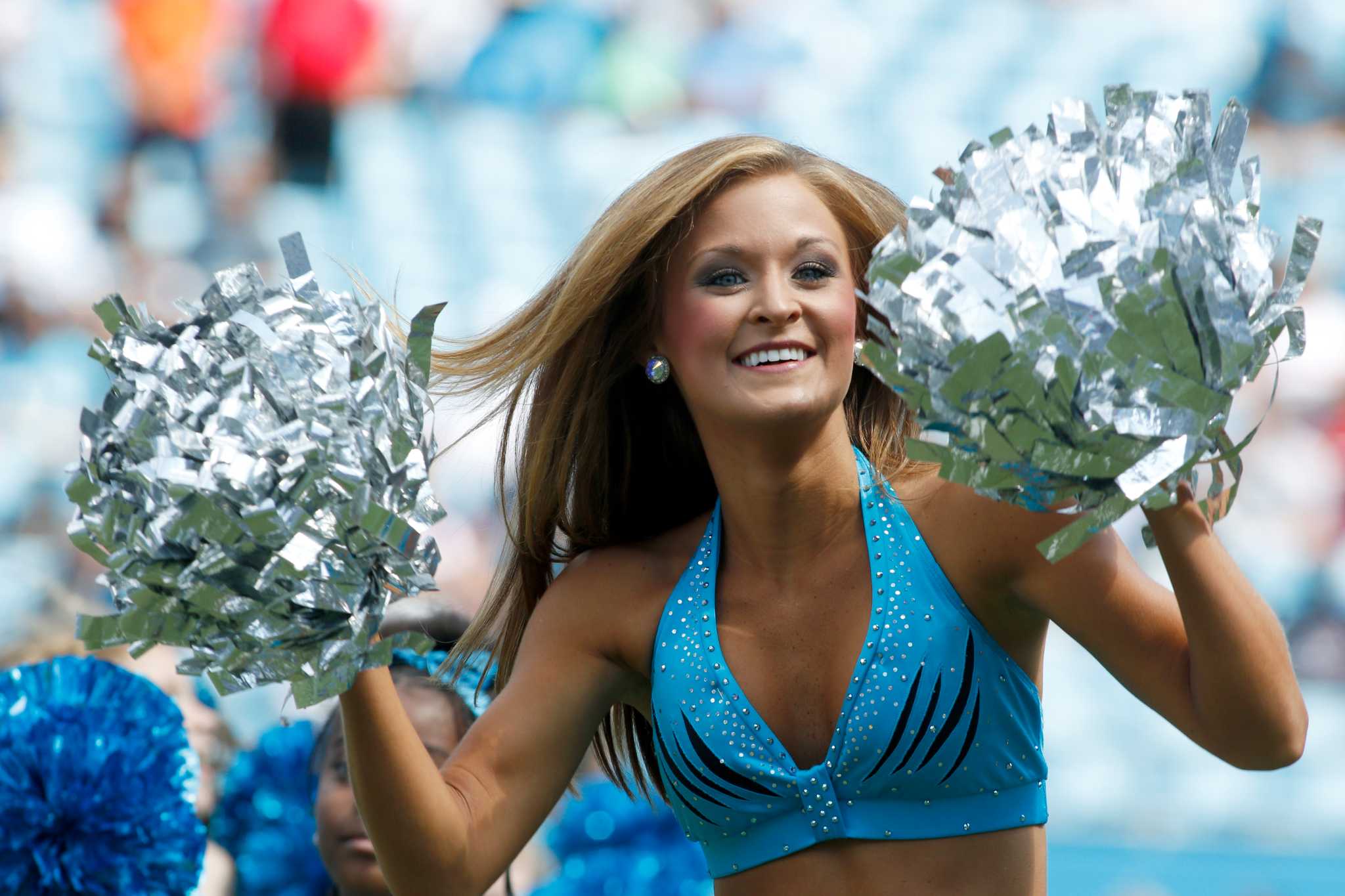 NFL Cheerleaders Sept 28, 2015