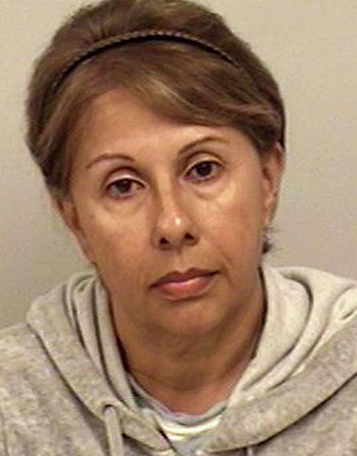 Cops Housekeeper stole $384K in jewelry from Westport home pic