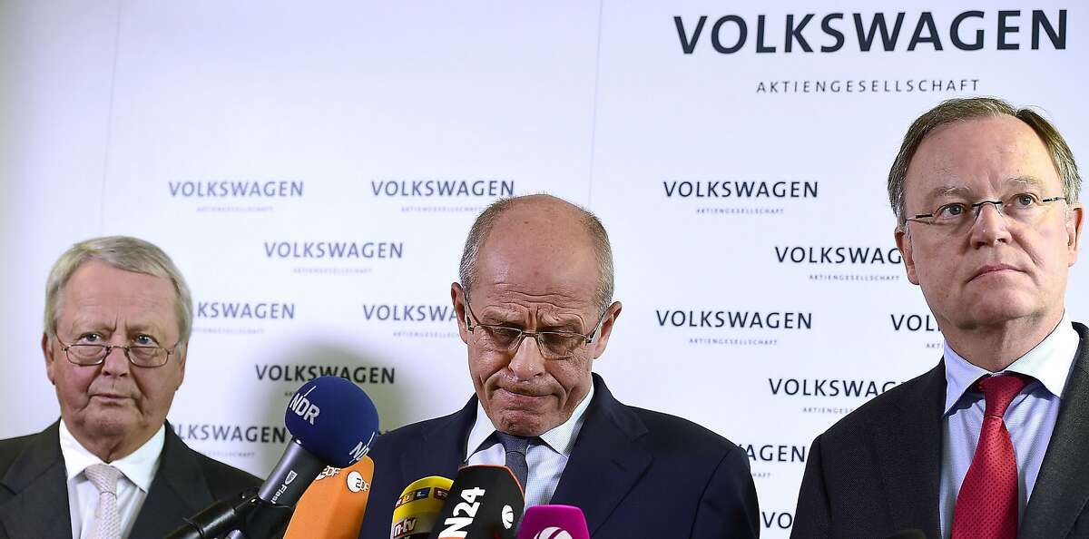 Volkswagen chief resigns amid emissions scandal