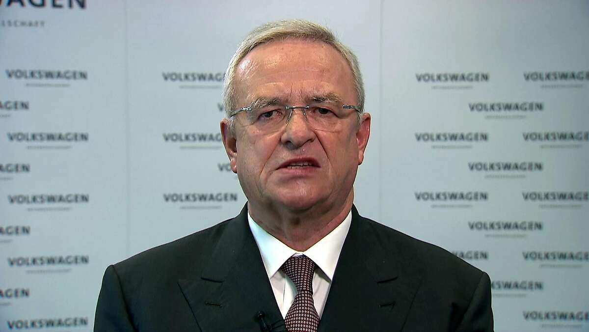 Volkswagen Ceo Volkswagen chief resigns amid emissions scandal
