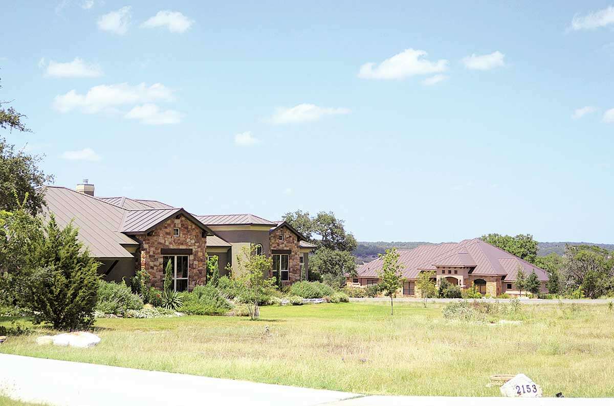 Hill Country’s Vintage Oaks introduces 2plusacre homesites in gated