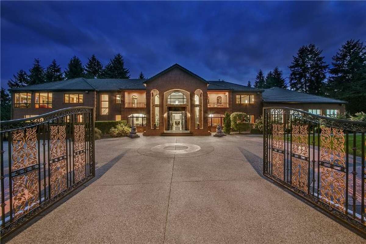 Real estate spotlight Exquisite living in Bellevue mansion