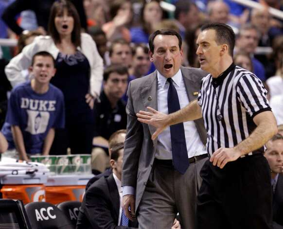 roger ayers ncaa referee