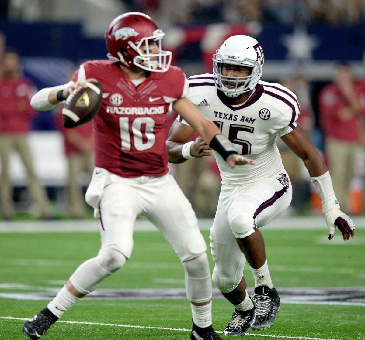 Myles Garrett talks awards season, the 2015 Aggies and the upcoming bowl  game, Texas A&M University Aggie Football