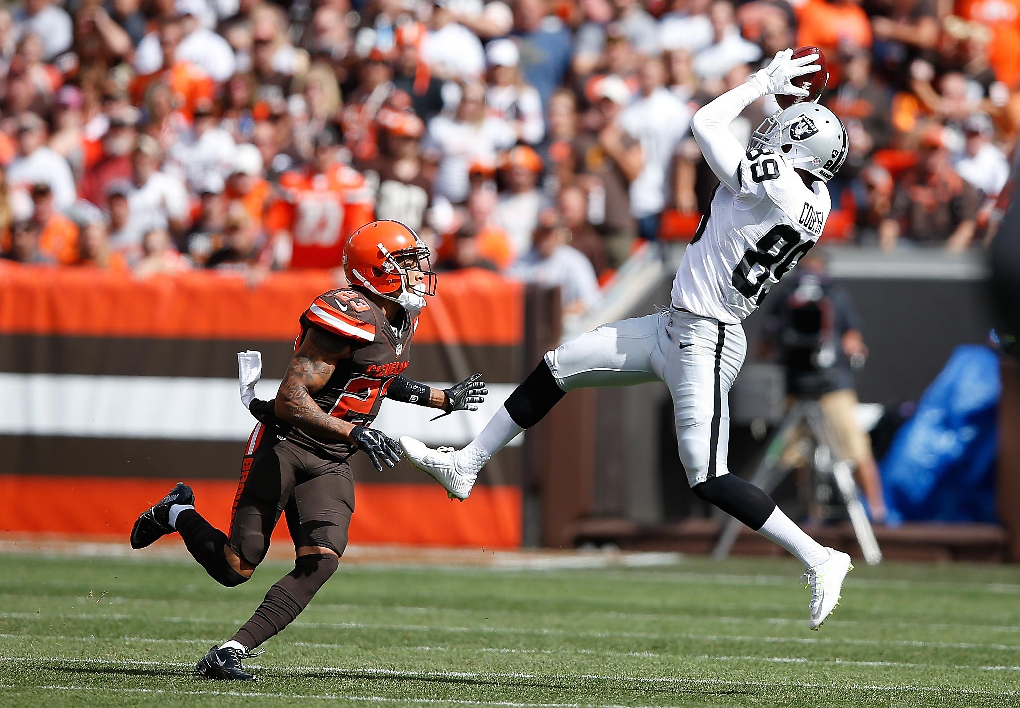 Oakland Raiders' Amari Cooper runs after a catch against the