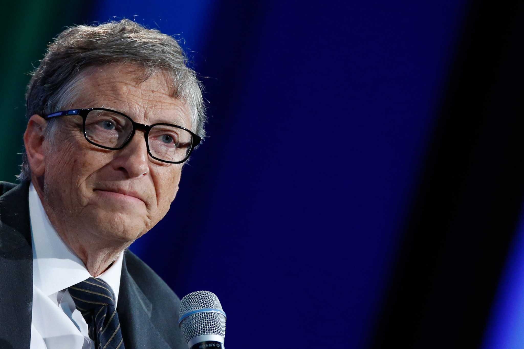 SimoneNuts: Bill Gates has PC