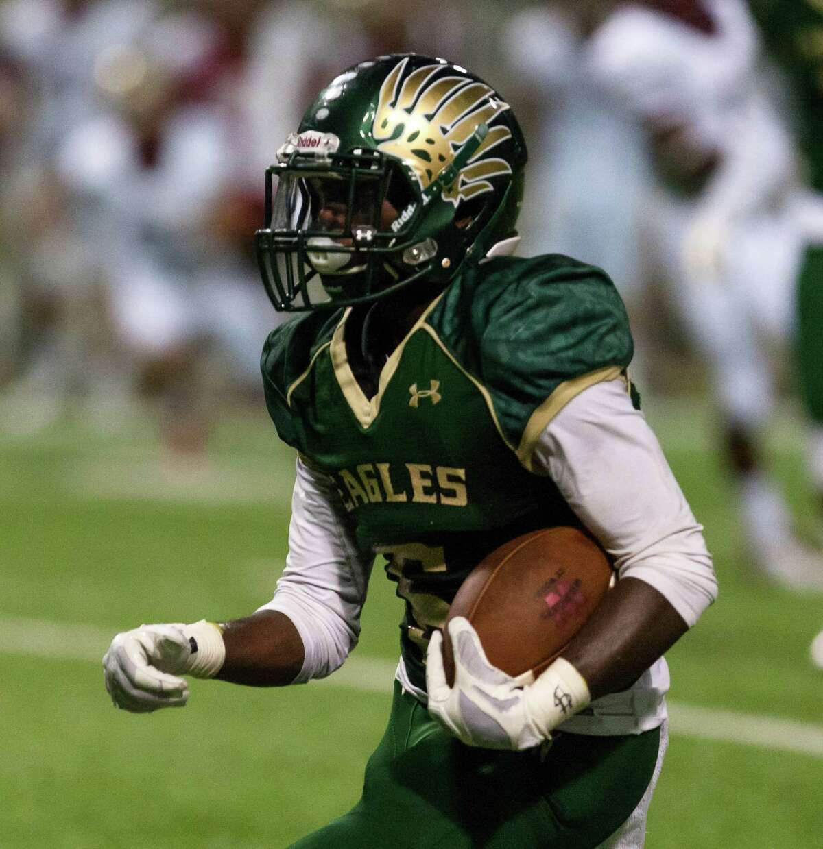 High school football 10 teams to watch