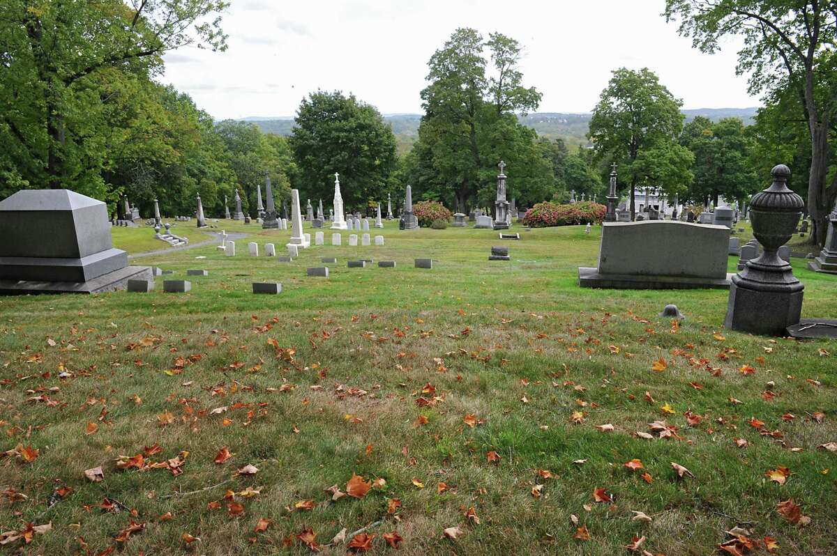 Remains of Schuyler slaves to be reburied