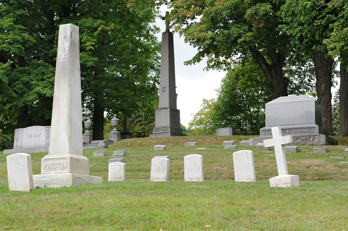 Remains of Schuyler slaves to be reburied