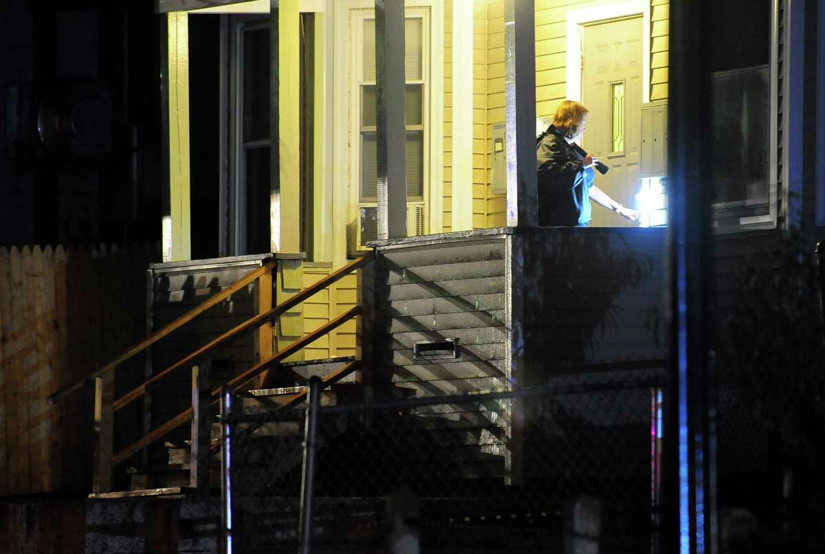 Driveby shooting kills teen in Bridgeport