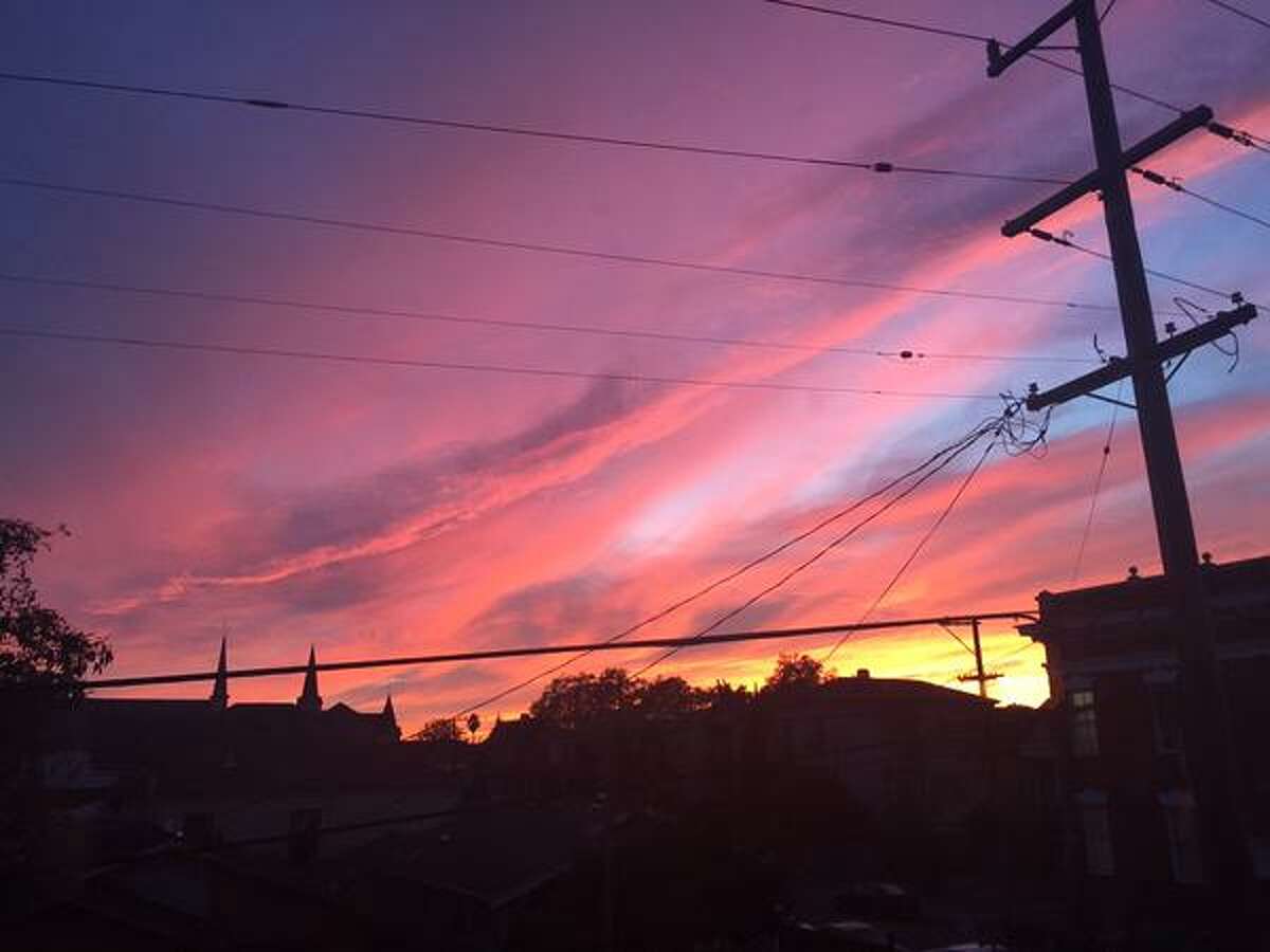 Stunning sunset lights up Bay Area social media