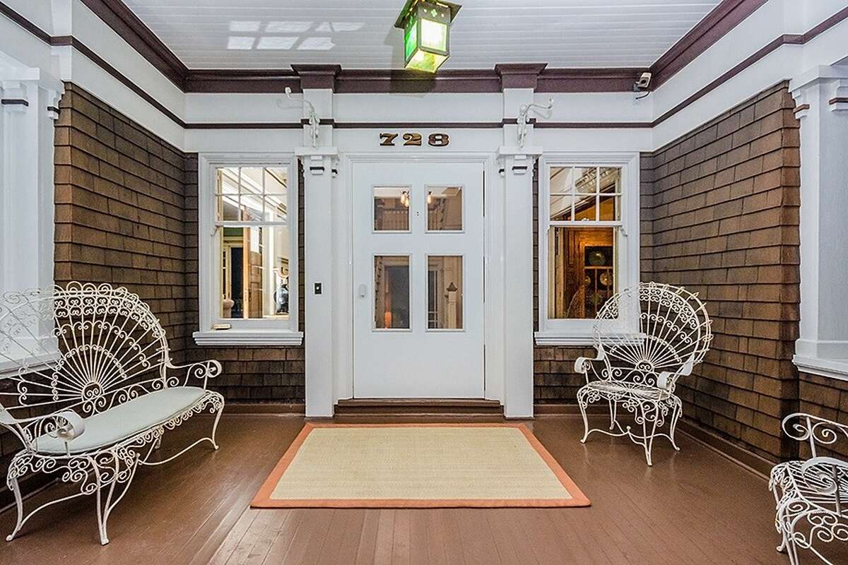 The best deal in the Bay Area? Julia on the market for under 1