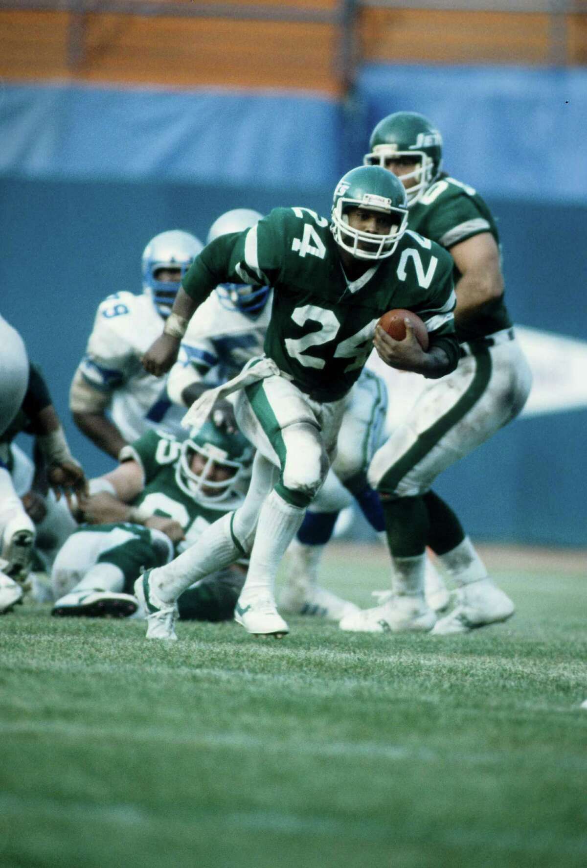 Former New York Jets' player Freeman McNeil during halftime of an NFL  football game Monday, Oct. 17, 2011 in East Rutherford, N.J. (AP Photo/Bill  Kostroun Stock Photo - Alamy