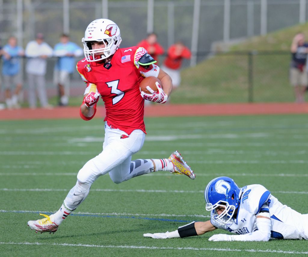 Greenwich football team looks to get back on winning track against Central