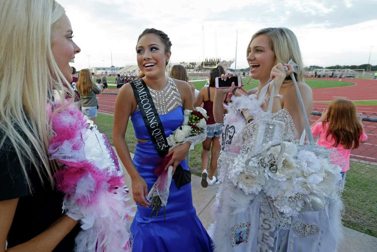 dances fading away at some high schools