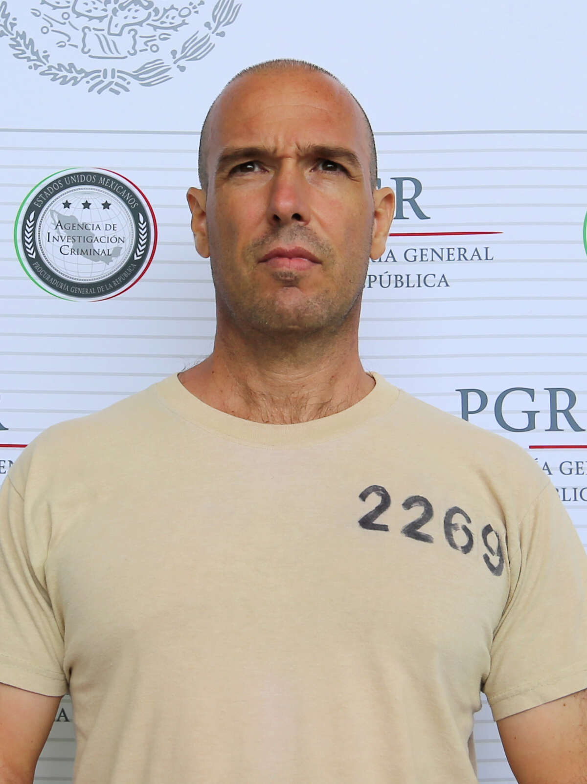 Mexico releases mugshots of notorious drug lord Joaquin 'El Chapo' Guzman