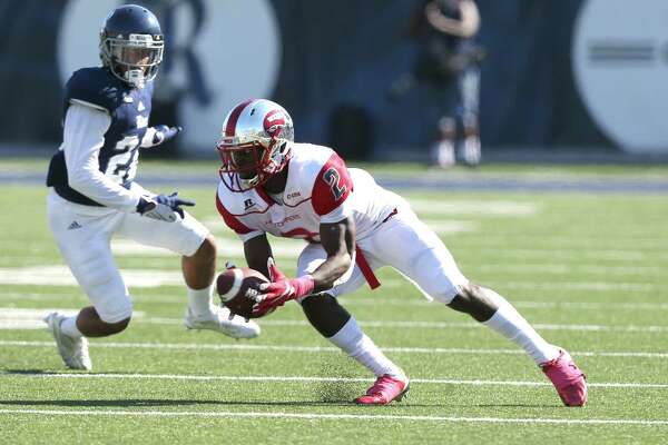 Western Kentucky S Aerial Attack Rolls Past Rice Expressnews Com