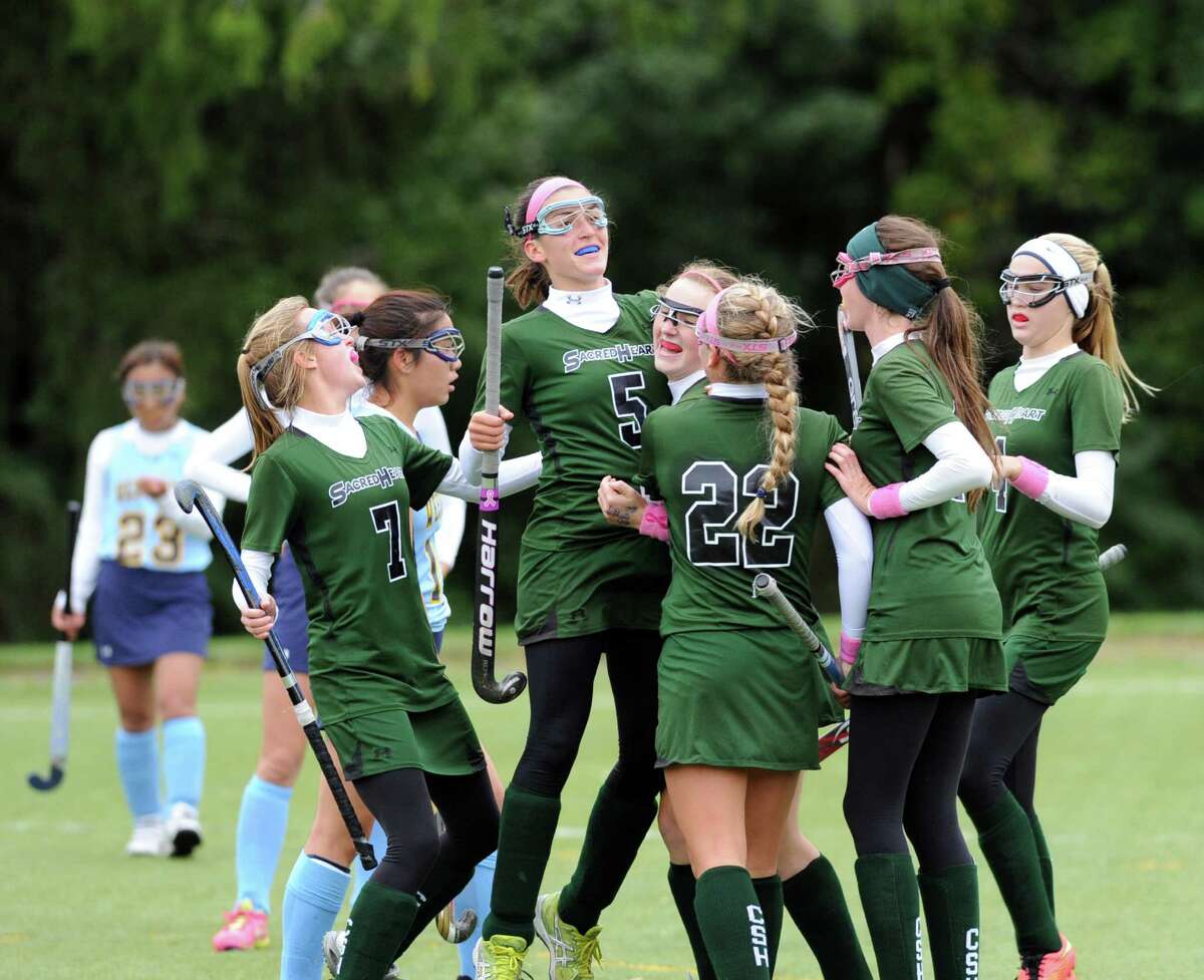 Sacred Heart field hockey team tops Westover