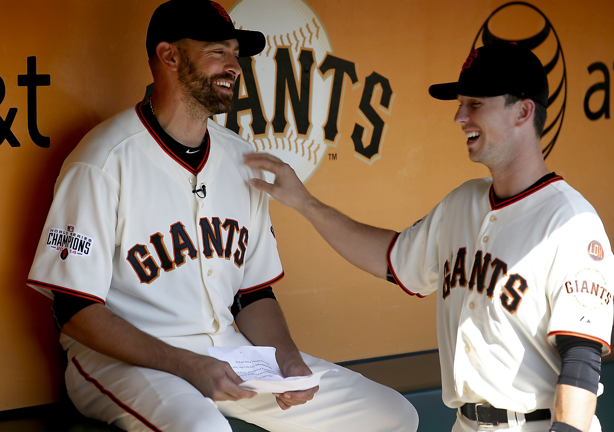 Sergio Romo gets emotional over retirement with Giants