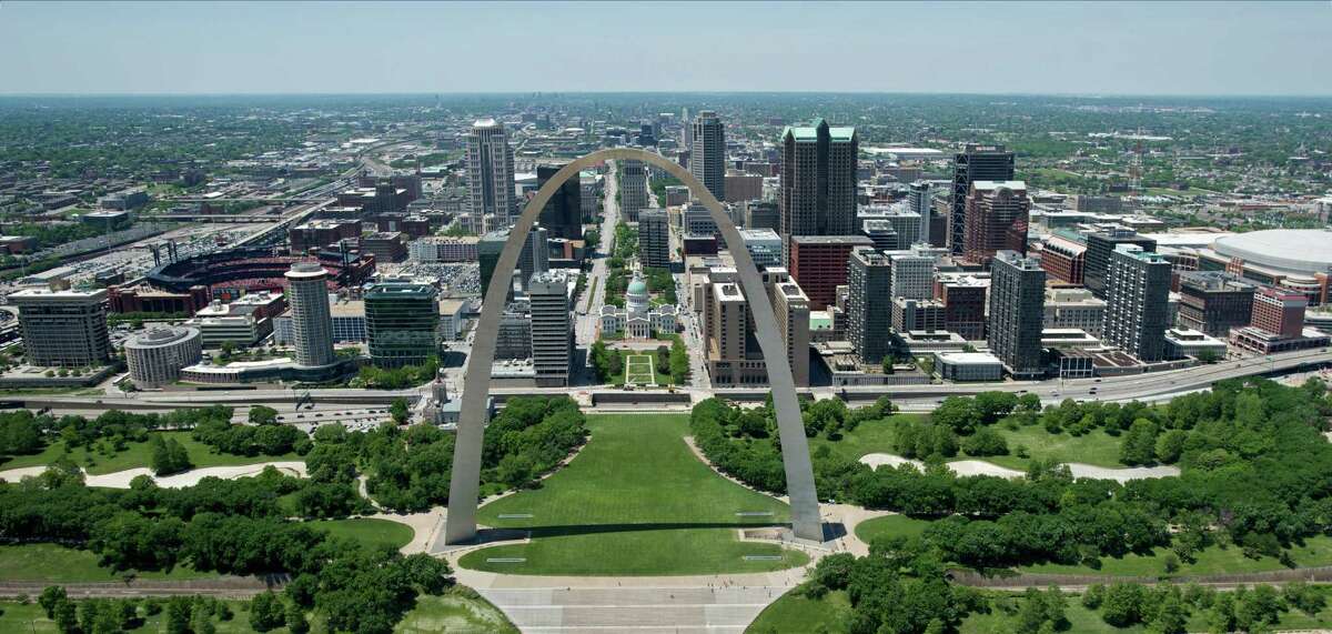 18. St. Louis, Missouri Average commute time: 45.67 minutes Commute stress rank: 25