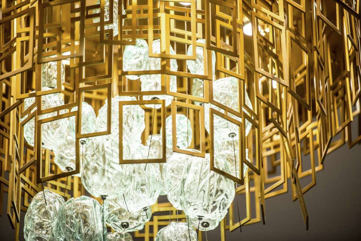 S.A.’s St. Anthony Hotel reborn in elegance