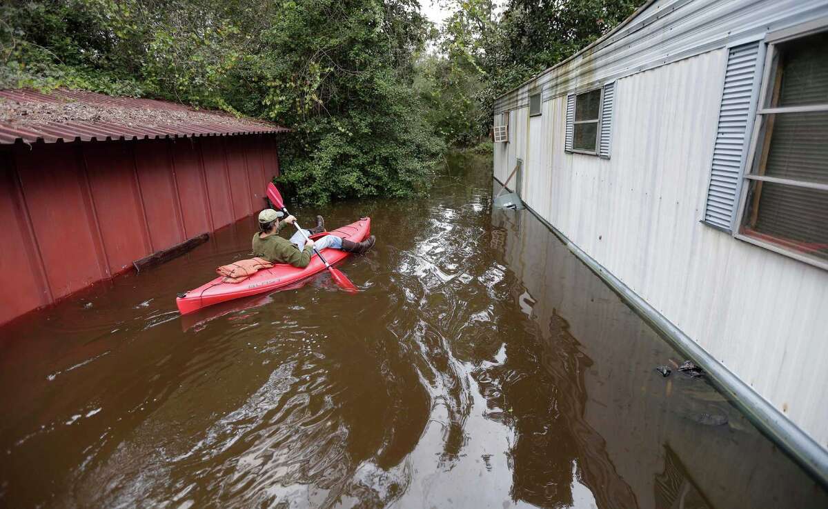South Carolina’s capital scrambles to rescue and repair after rains