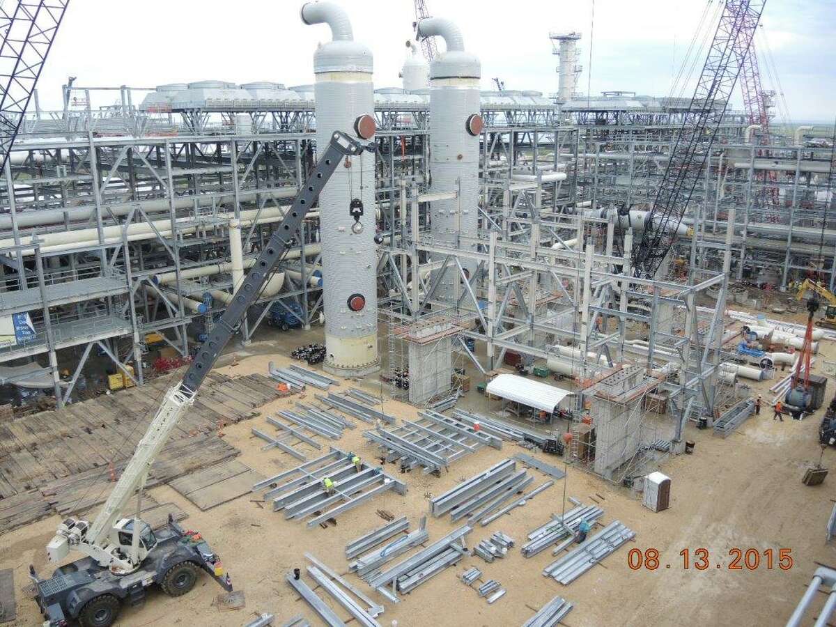 Cheniere Begins Months-long Process Of Readying Louisiana LNG Plant