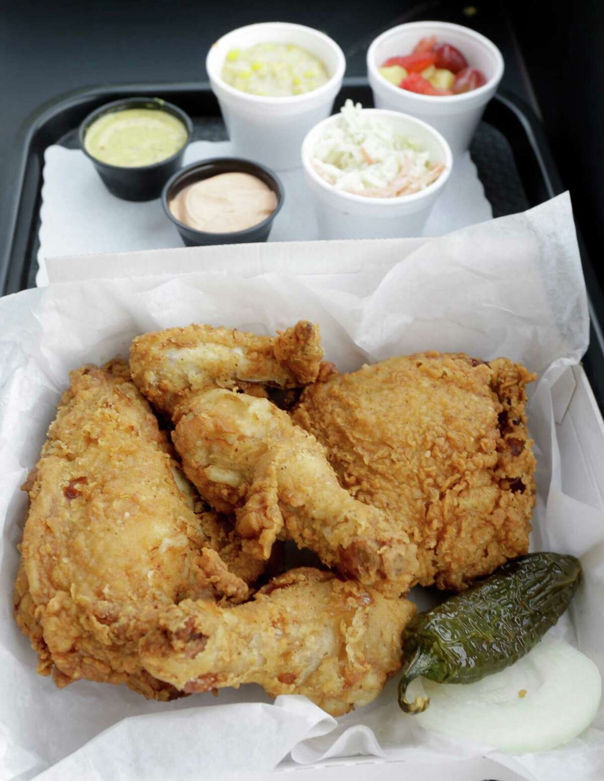 First look Lee’s Fried Chicken & Donuts