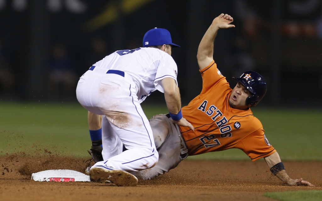 Astros' Jose Altuve posts sweet picture of his family on Instagram