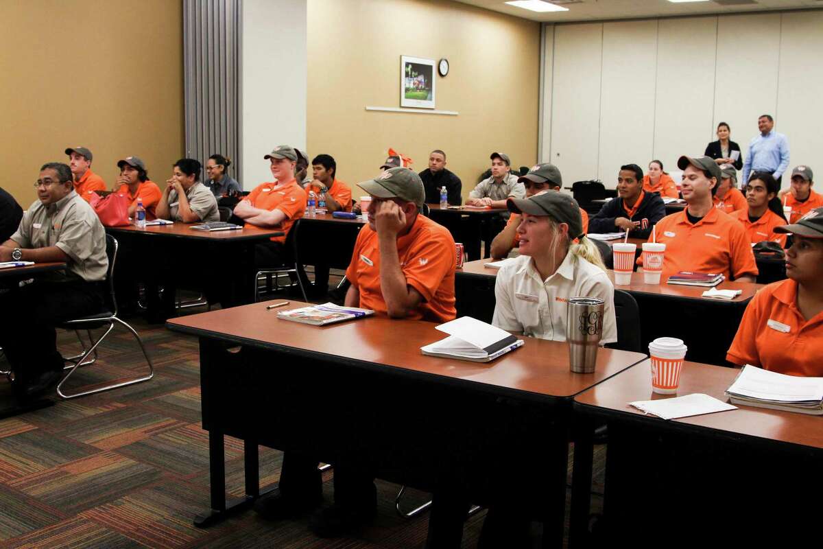 inside-look-whataburger-university