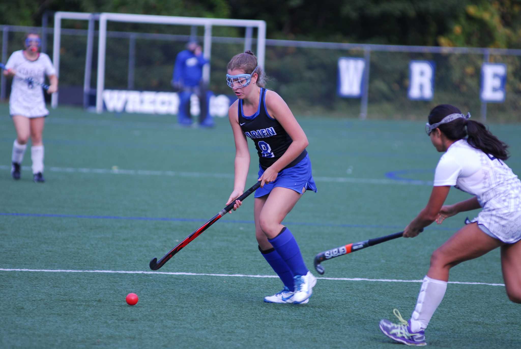 Darien field hockey shuts out Staples