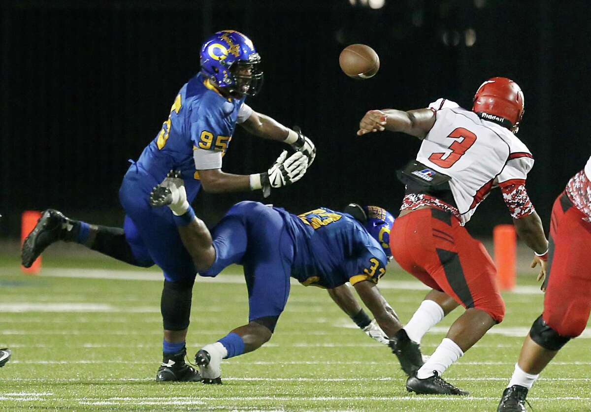 North Shore weathers the storm against Channelview