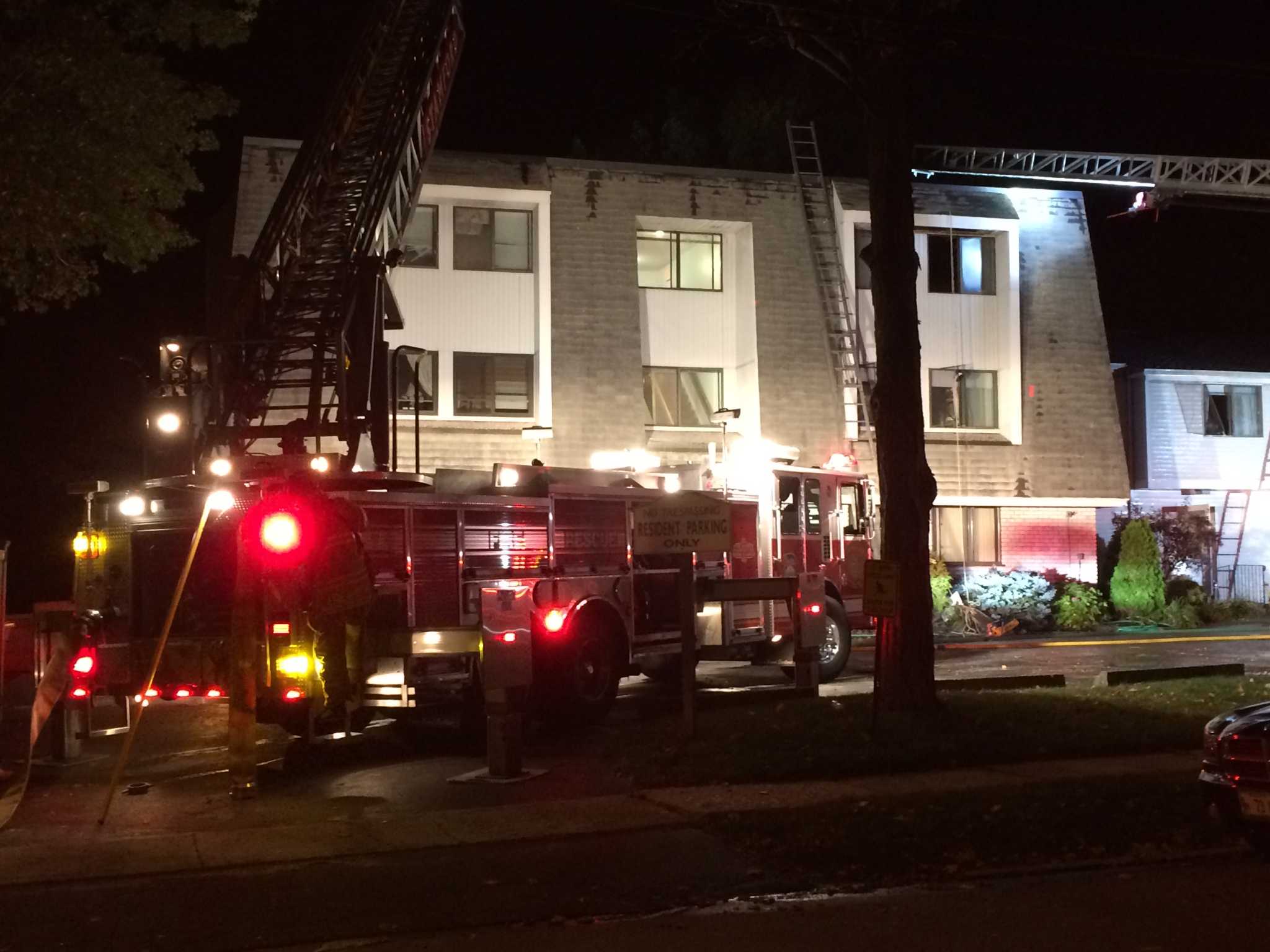 Fire rips through Stamford apartment complex
