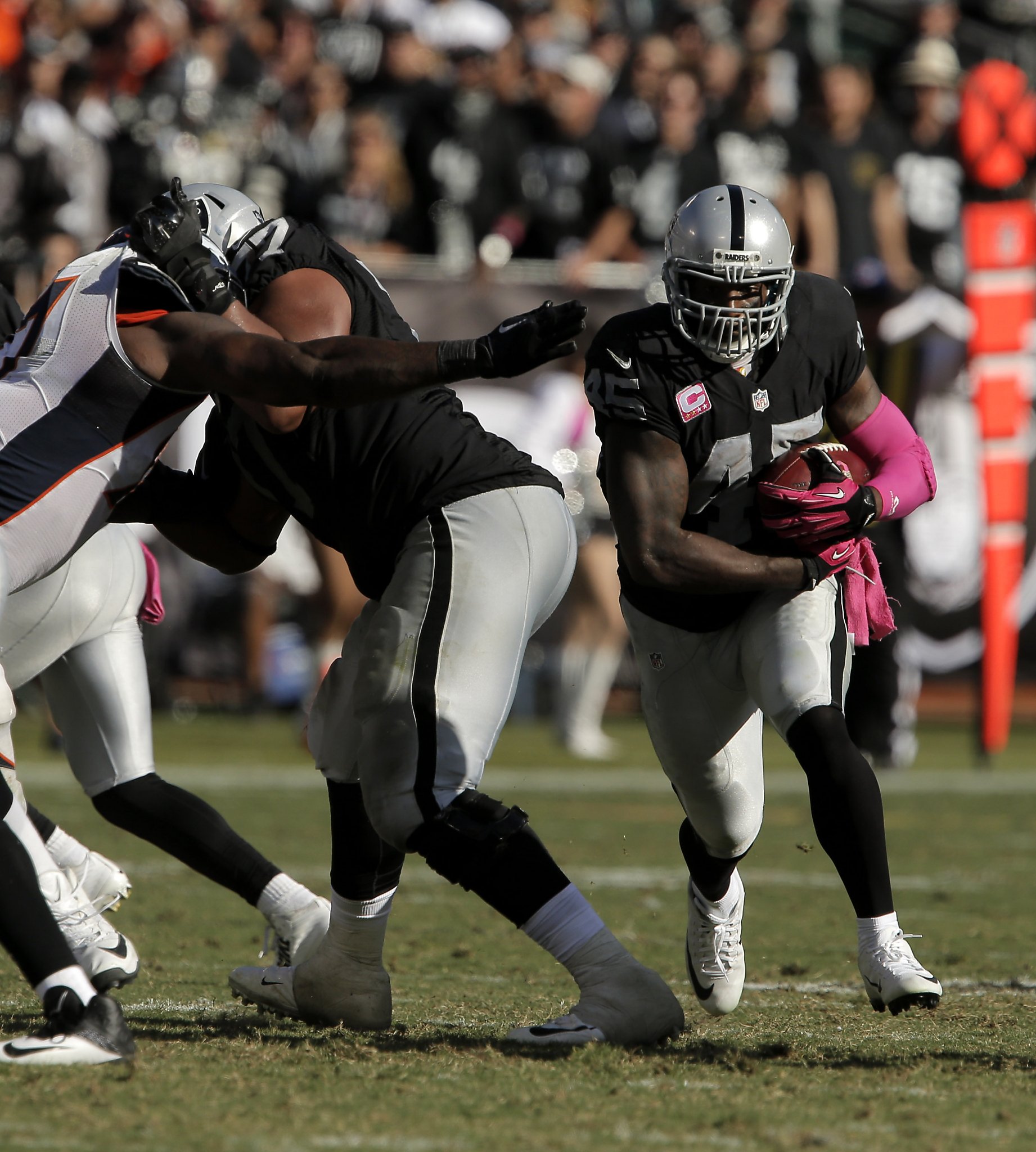 Derek Carr's Play Action TD to Marcel Reece, Broncos vs. Raiders