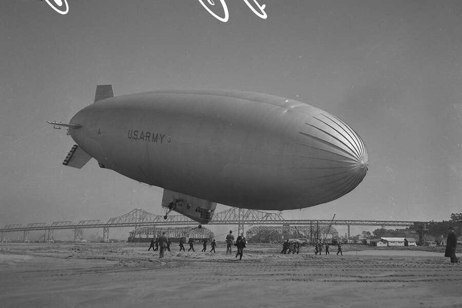 When behemoth blimps ruled the Bay Area’s skies - SFChronicle.com