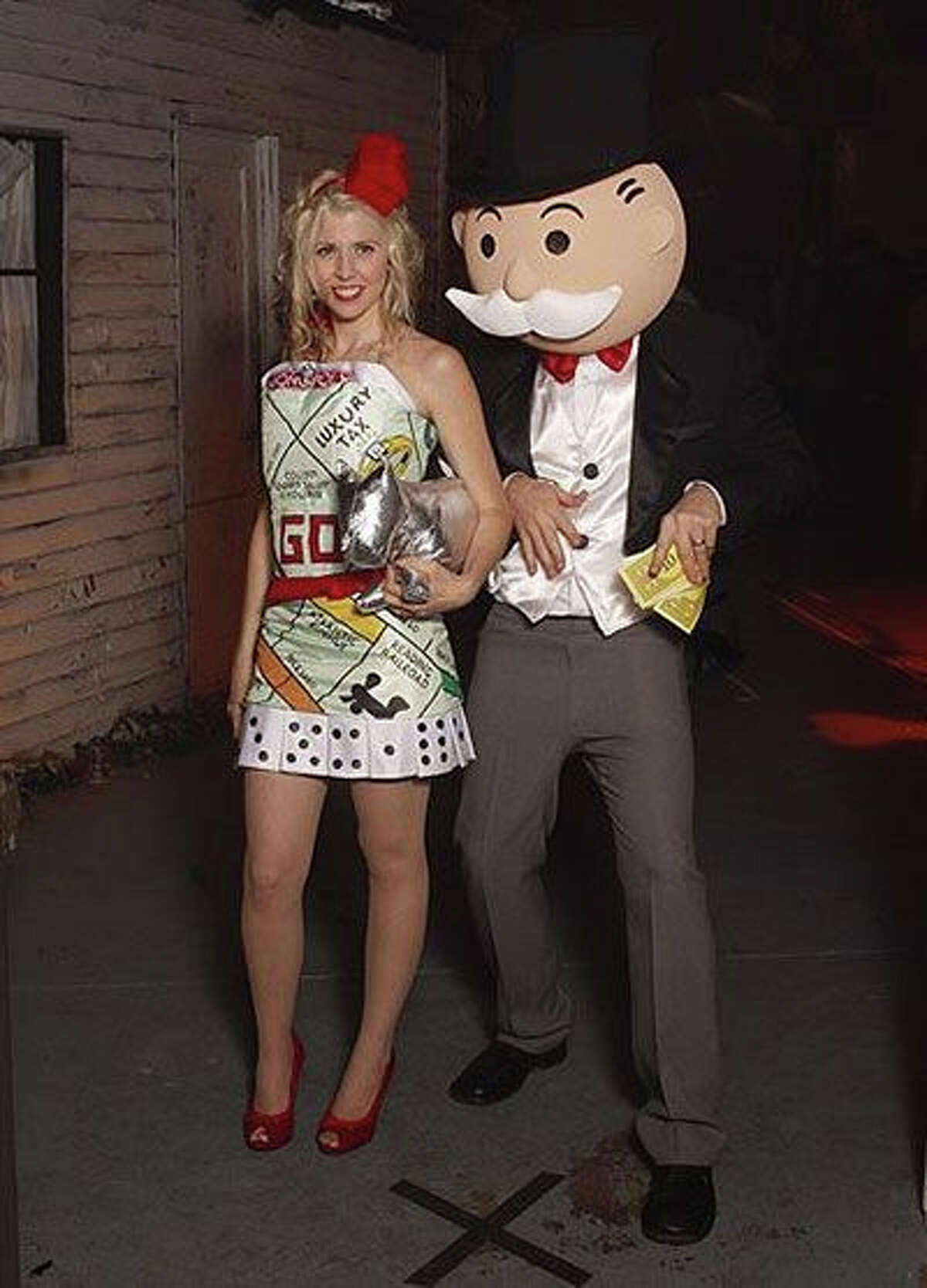 Epic Couples Costumes For Halloween 