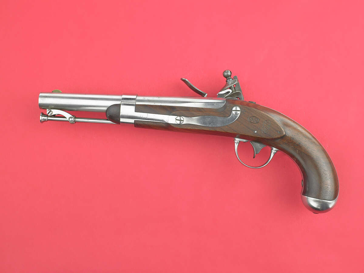 Model 1836 Flintlock Pistol Years active: 1836 - 1842