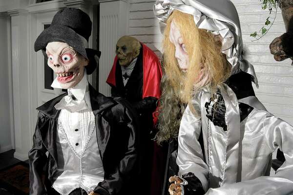 Houston Homes Go All Out For Halloween Houstonchronicle Com