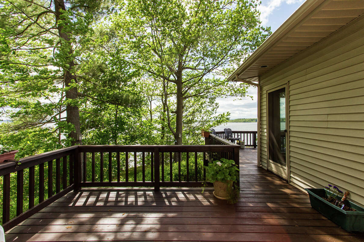 House of the Week Posh ranch on Saratoga Lake