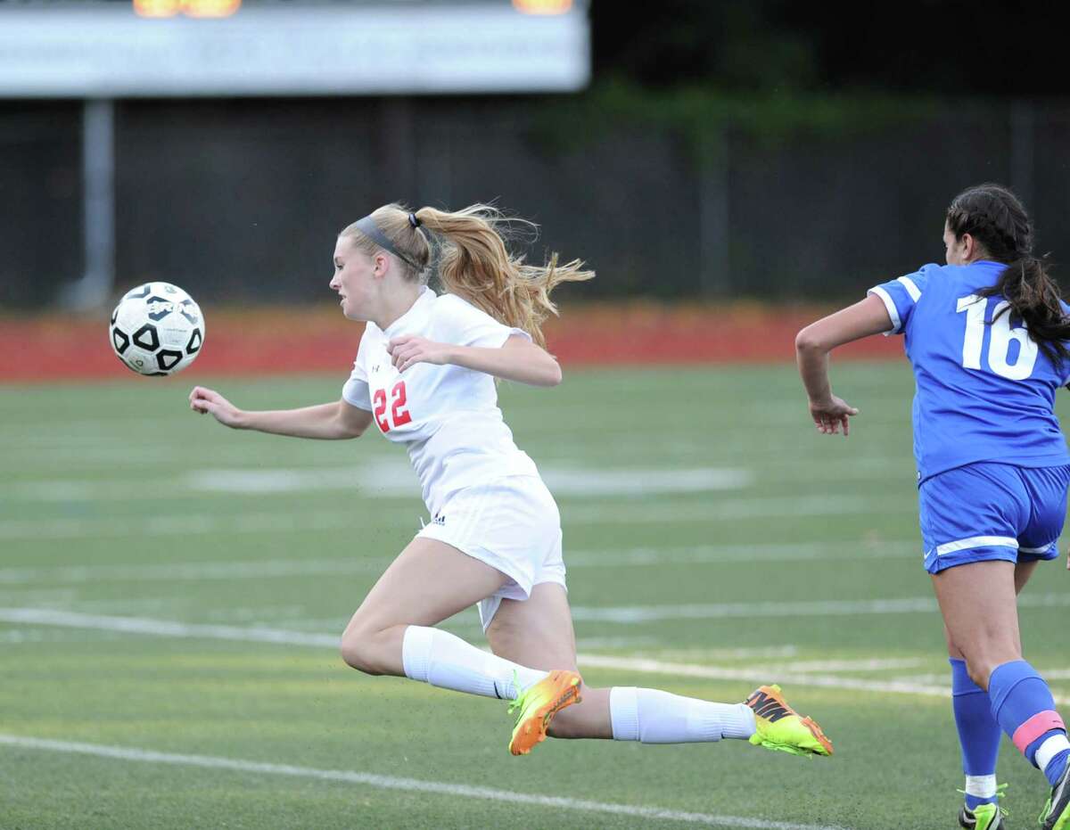 Greenwich girls soccer beats Danbury