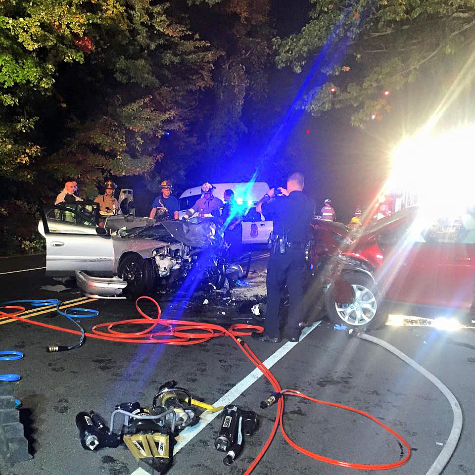 Mother killed in Shelton crash; daughter in car survives