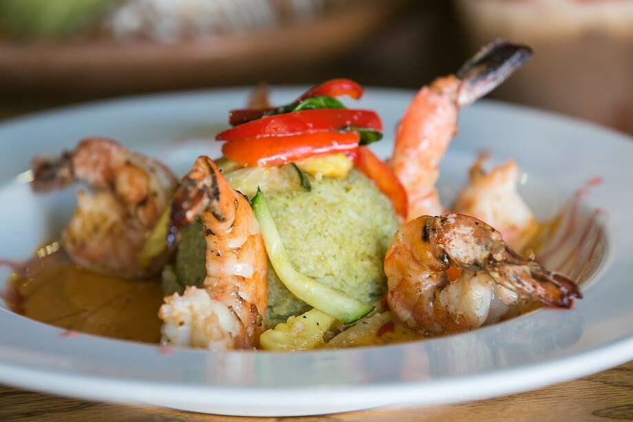 Chef gets creative (mango mole, anyone?) at Los Moles SFGate