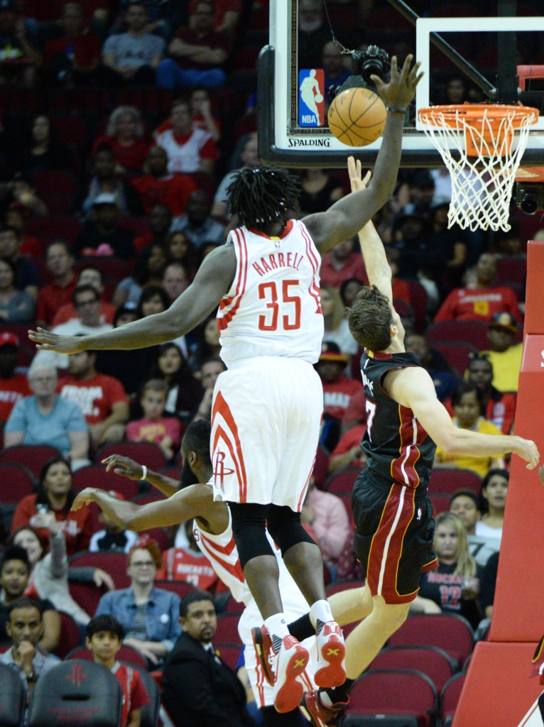 Louisville's Montrezl Harrell turning team negative into a positive – The  Denver Post